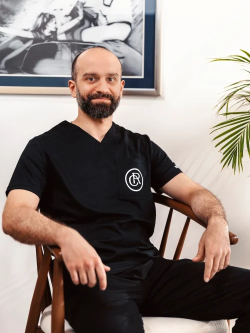 Багратион Чорголашвили, имплантолог в клинике Рихтера в Тбилиси